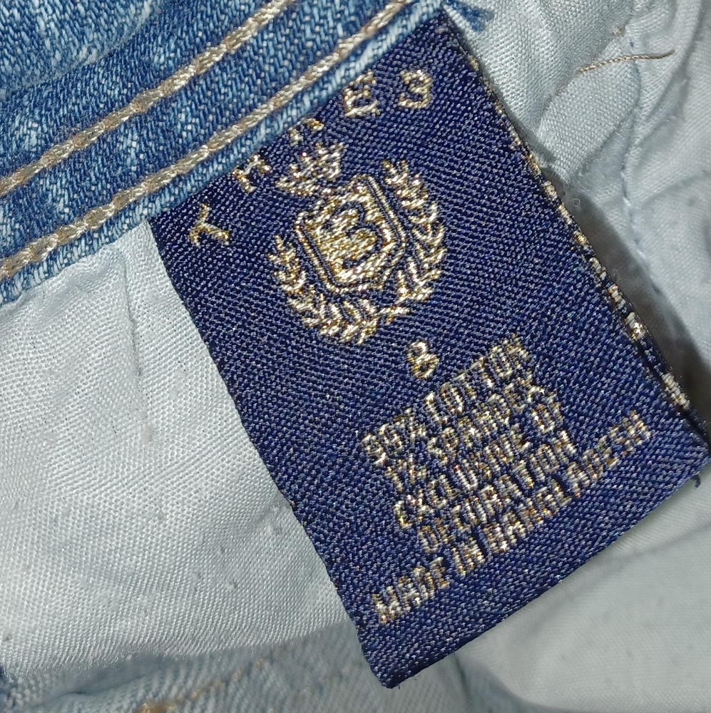 Jean shorts - Picture 2 of 3